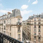 Veeve - Auteuil Refinement