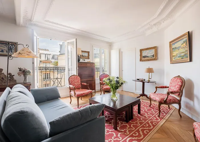 Veeve - Auteuil Refinement